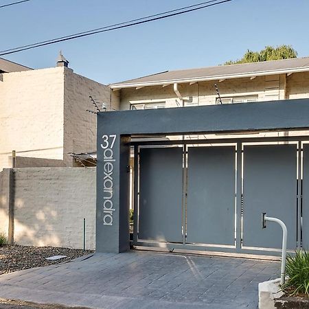 جوهانسبورغ 37 Alexandra Avenue, Self Catering Executive Apartment No Load Shedding And Water Outages المظهر الخارجي الصورة